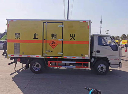 射阳爆破器材运输车技术升级与安全合规新趋势